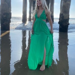 Green maxi dress